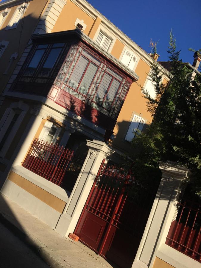 Guesthouse La Villaé Mazamet Exterior foto